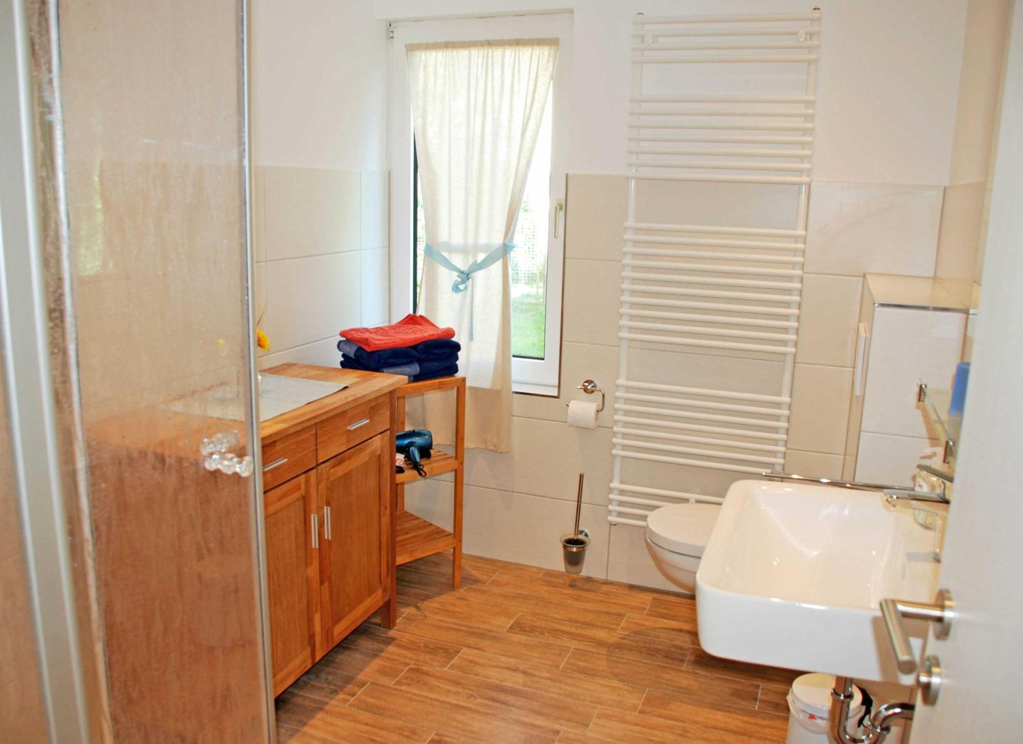 Ferienwohnungen Im Haus Am Deich Middelhagen Eksteriør billede
