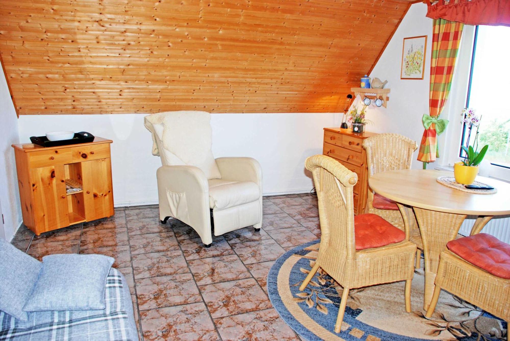 Ferienwohnungen Im Haus Am Deich Middelhagen Eksteriør billede
